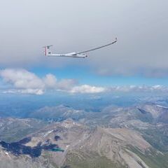 Flugwegposition um 13:25:25: Aufgenommen in der Nähe von Gemeinde Heiligenblut, 9844, Österreich in 3900 Meter